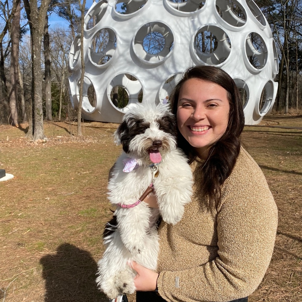 Meet your Posher, Riane